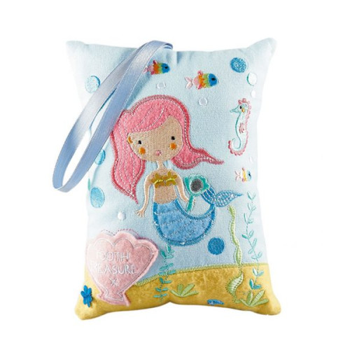 FLOSS & ROCK ΜΑΞΙΛΑΡΑΚΙ ΓΙΑ ΤΗΝ ΝΕΡΑΙΔΑ ΤΩΝ ΔΟΝΤΙΩΝ ΓΟΡΓΟΝΑ